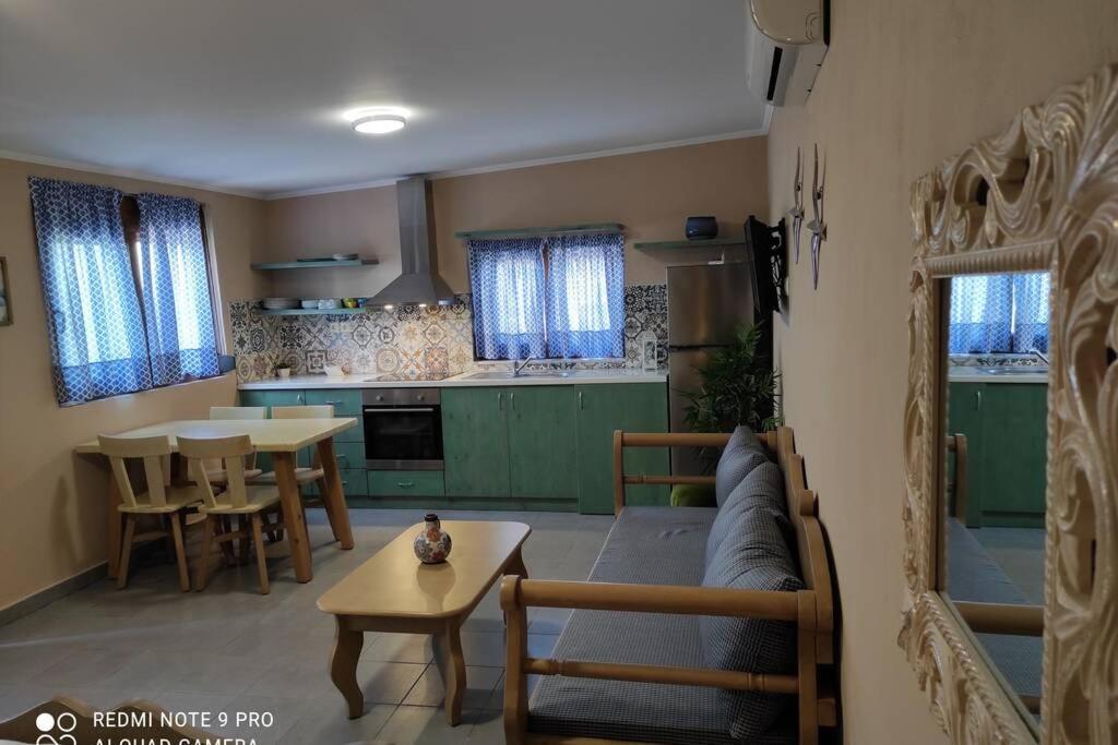 Вилла Evaggelias House Киссамос Экстерьер фото